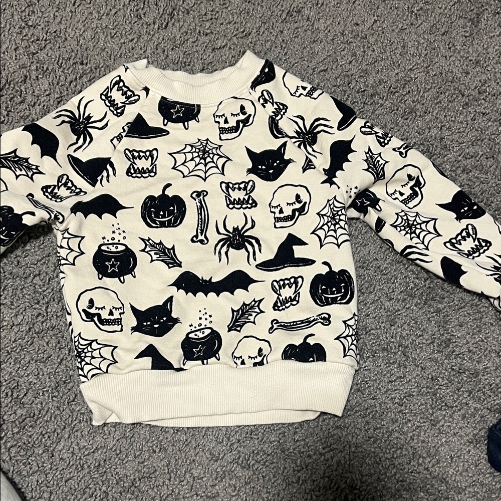 Little Sleepies PLAY 
Halloween sweatshirt
2t
Smoke free home